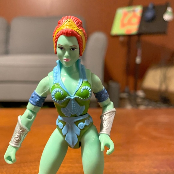 Eternian Godess Masters Of The Universe Origins Action Figure Mattel - Picture 2 of 7